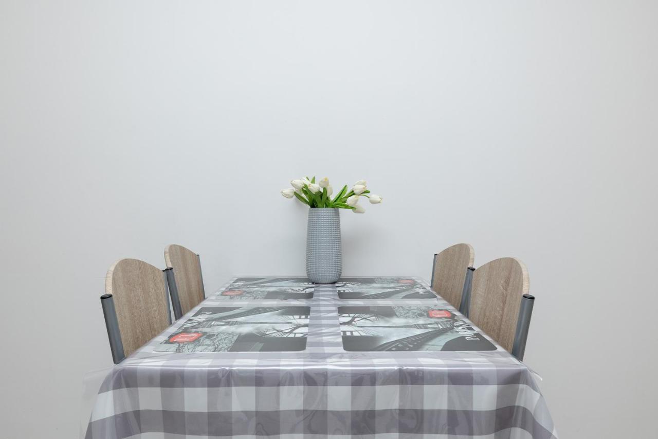 Apartamenty Paryska By Renters Колобжег Экстерьер фото